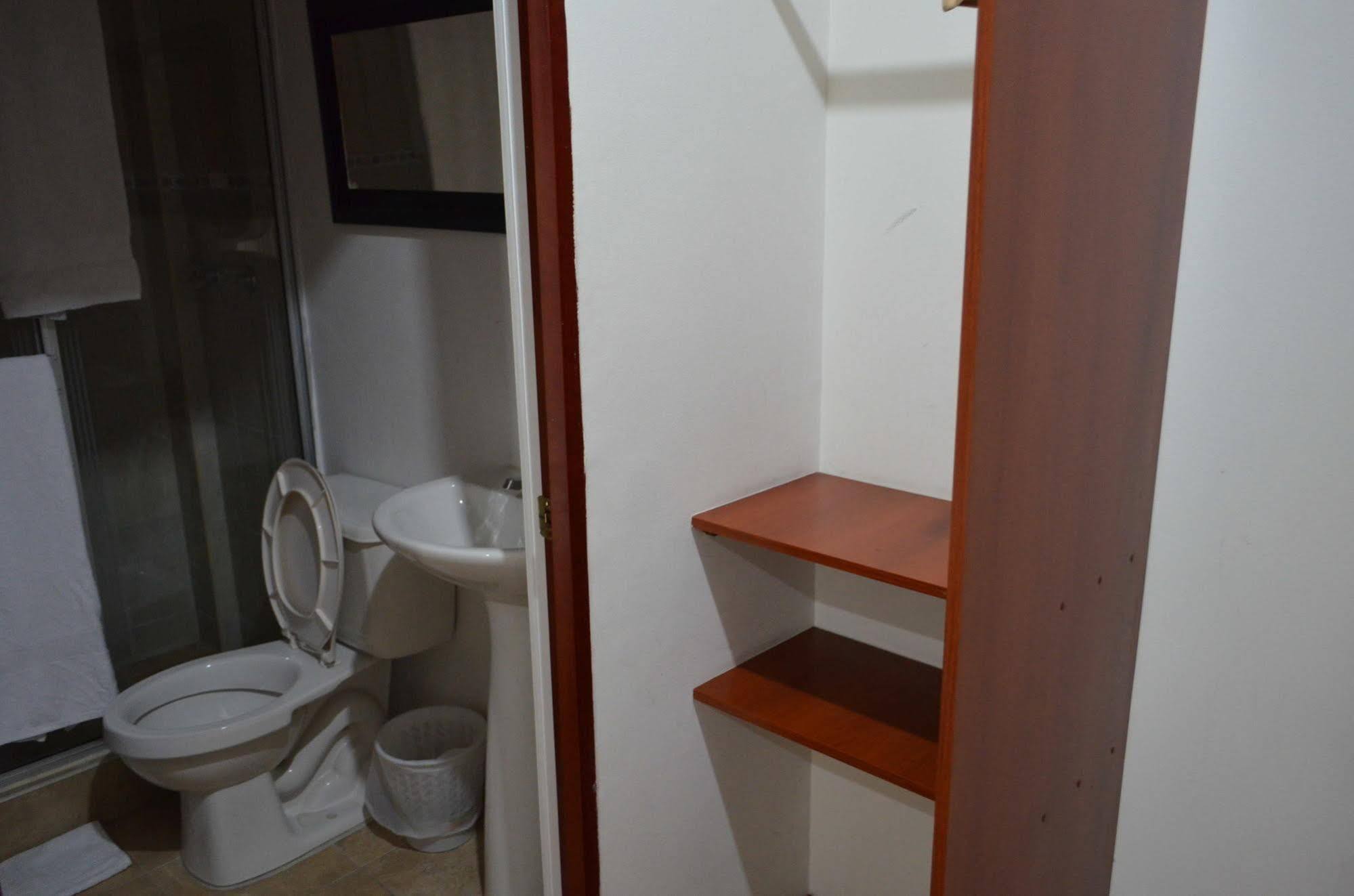 Hotel Ayenda Palermo Plaza à Bogotá Extérieur photo